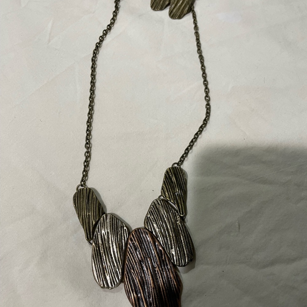 Jewelry - Picture 12 of 14